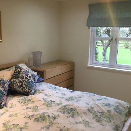 Cute Cottage 2024 Traveller Award Yateley Esterno foto